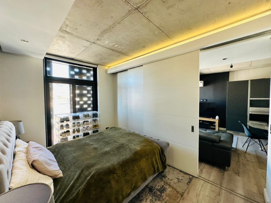 1 Bedroom Property for Sale in De Waterkant Western Cape